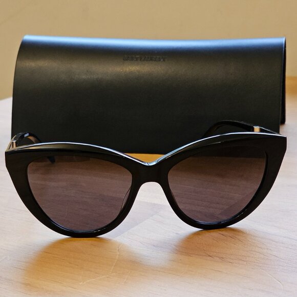 YSL Yves Saint Laurent Sunglasses - Picture 2 of 7